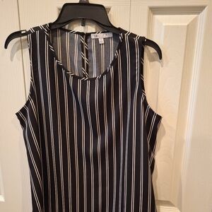 Striped black/white shell